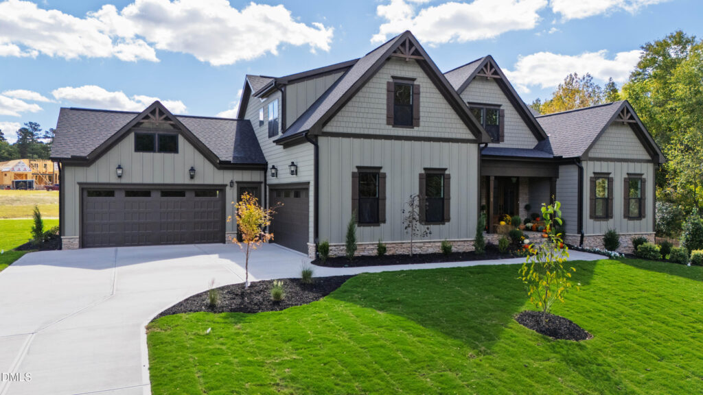 Ken Harvey Homes won a gold at the 2025 Triangle Parade of Homes for 110 Broadleaf Lane in Grandifora.